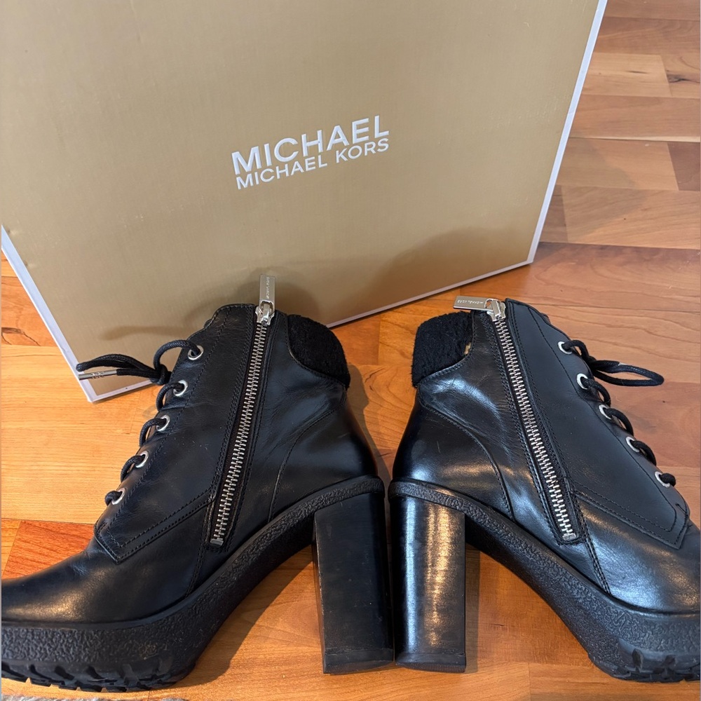 Michael Kors Black Kim Lace Up Bootie Leather Ankle Boots, 7 M - Picture 8 of 14